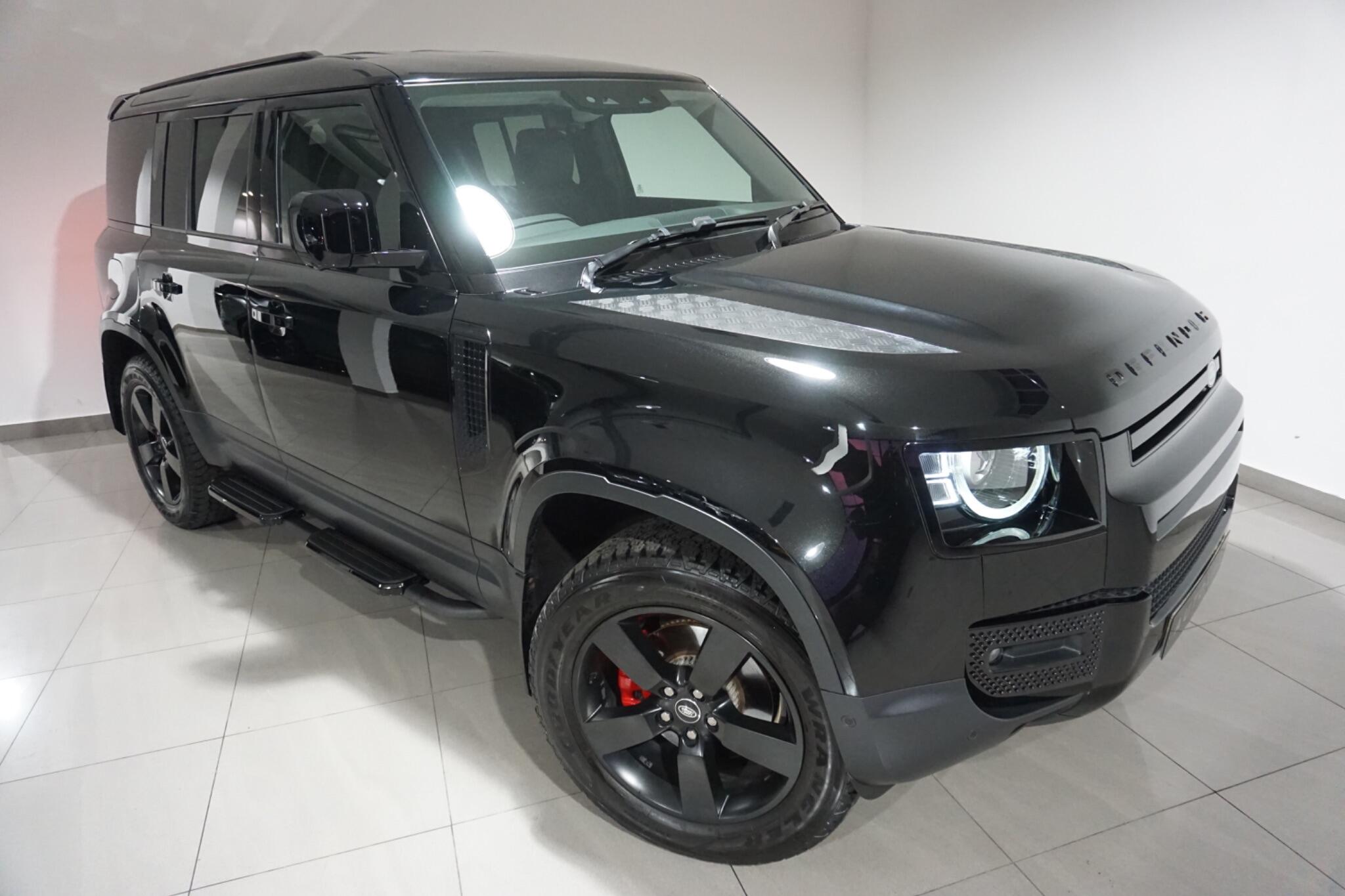 Land Rover Defender 110 3.0 D250 MHEV HSE Hard Top SUV 5dr Diesel Auto 4WD MWB Euro 6 (s/s) (250 ps)